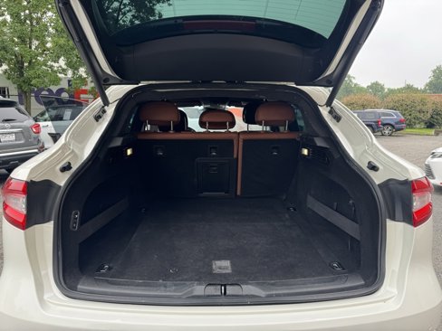 Used 2019 Maserati Levante image 42