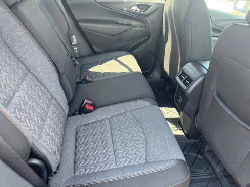 Used 2023 Chevrolet Equinox LT image 29