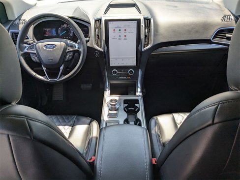 Used 2024 Ford Edge Titanium image 32