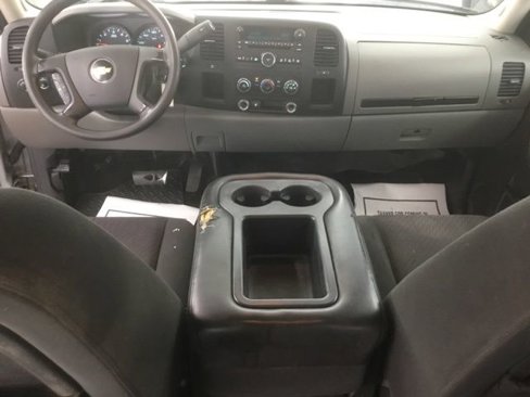 Used 2010 Chevrolet Silverado 1500 LS image 11