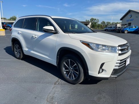Used 2018 Toyota Highlander XLE image 7