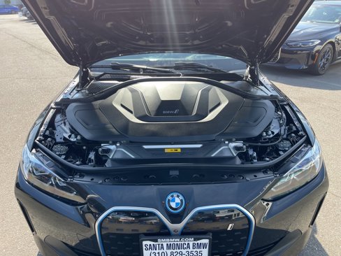 Used 2024 BMW i4 xDrive40i image 27