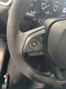 Used 2021 Toyota Corolla L image 34
