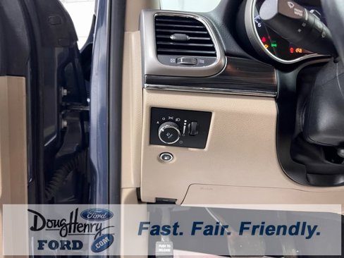 Used 2019 Jeep Grand Cherokee Limited image 35