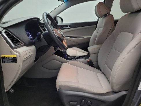 Used 2016 Hyundai Tucson Sport image 17