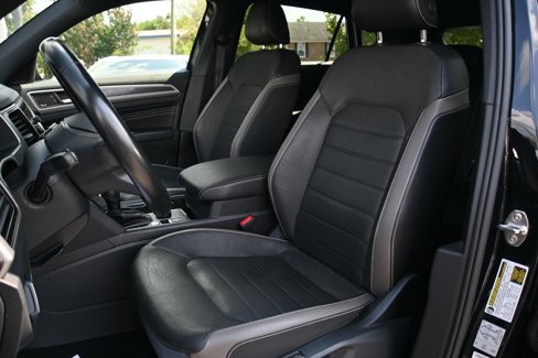 Used 2020 Volkswagen Atlas Cross Sport SEL Premium image 7