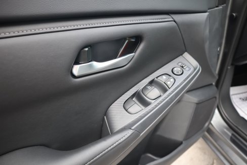 New 2025 Nissan Sentra SV w/ All-Weather Package image 13