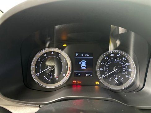 Used 2022 Hyundai Venue SEL w/ Cargo Package image 17