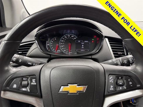 Used 2020 Chevrolet Trax LT w/ LT Convenience Package image 22