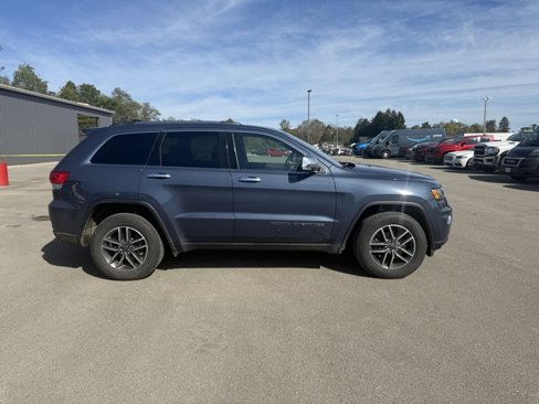 Used 2019 Jeep Grand Cherokee Limited w/ Trailer Tow Group IV image 5