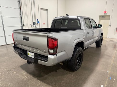 Used 2020 Toyota Tacoma SR image 5