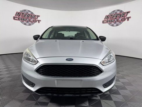 Used 2018 Ford Focus S image 2