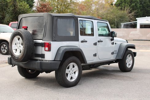 Used 2011 Jeep Wrangler Unlimited Sport image 8