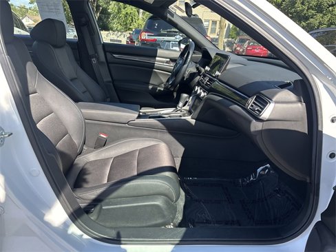 Used 2020 Honda Accord Sport image 27