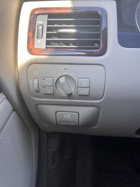 Used 2012 Volvo XC70 3.2 image 20