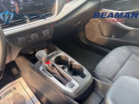 Certified 2024 Chevrolet Trax RS w/ Sunroof Package image 19