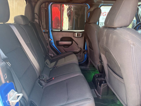 Used 2022 Jeep Gladiator Sport image 23