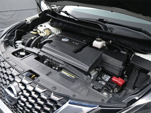 Used 2019 Nissan Murano Platinum w/ Cargo Package image 10