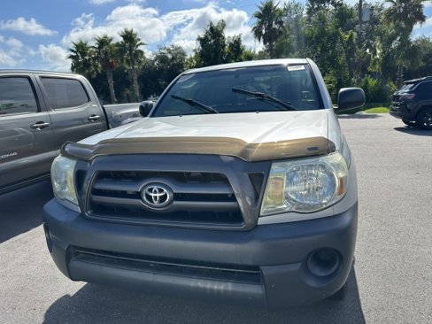 Used 2010 Toyota Tacoma 2WD Regular Cab image 3