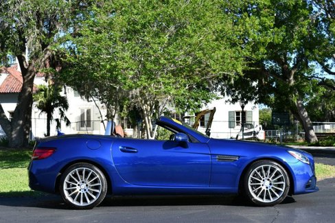 Used 2017 Mercedes-Benz SLC 300 image 32
