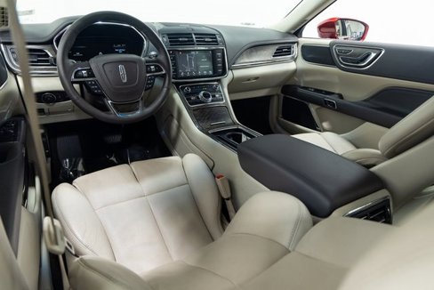 Used 2018 Lincoln Continental Select w/ Continental Climate Package image 21