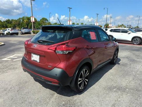 Certified 2020 Nissan Kicks SR image 5