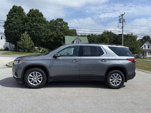 Used 2020 Chevrolet Traverse LT image 8