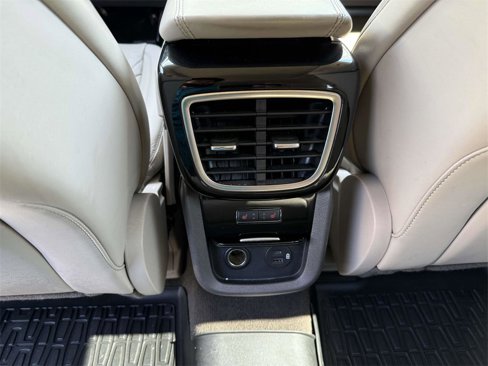 Used 2022 Lincoln Nautilus Reserve image 15