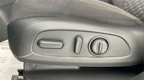 Used 2018 Chevrolet Equinox LT image 35