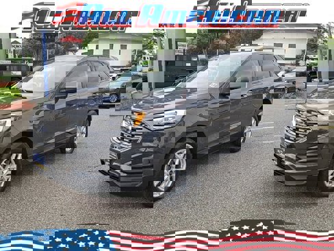Certified 2021 Ford Edge SE image 1