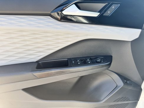 Certified 2023 Volkswagen Taos S image 16
