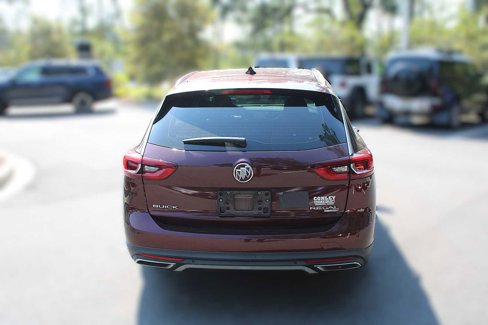 Used 2018 Buick Regal Essence w/ Driver Confidence Package #1 image 8