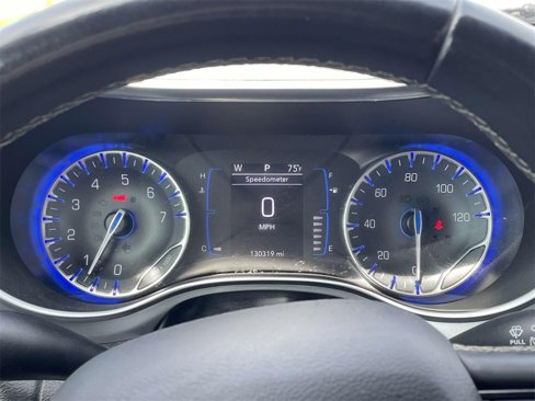 Used 2018 Chrysler Pacifica Touring Plus w/ S Appearance Package image 19
