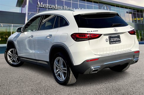 Certified 2022 Mercedes-Benz GLA 250 4MATIC image 2
