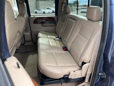 Used 2004 Ford F350 Lariat image 22
