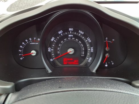 Used 2014 Kia Sportage LX image 10