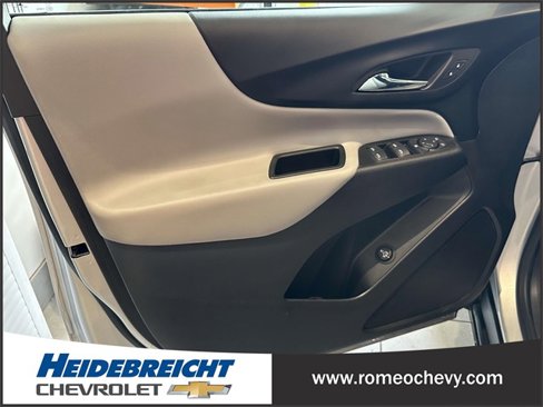 Used 2022 Chevrolet Equinox LT image 16