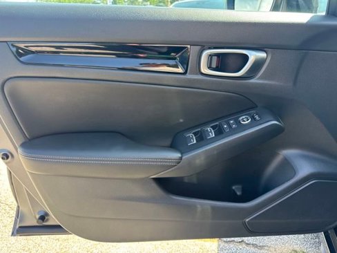 Used 2023 Honda Civic EX-L image 12