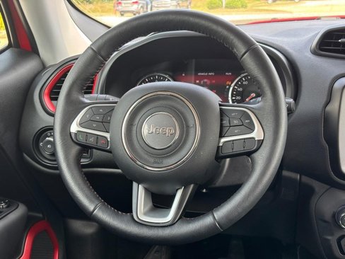 Used 2023 Jeep Renegade Trailhawk w/ Trailhawk Elite Group image 15