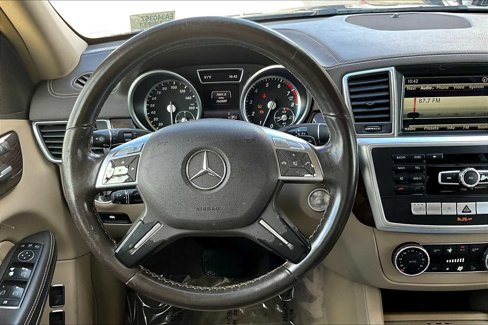 Used 2014 Mercedes-Benz GL 450 4MATIC image 5