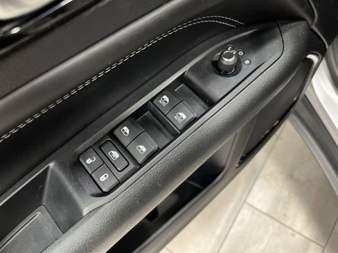 Used 2022 Jeep Compass Altitude image 25