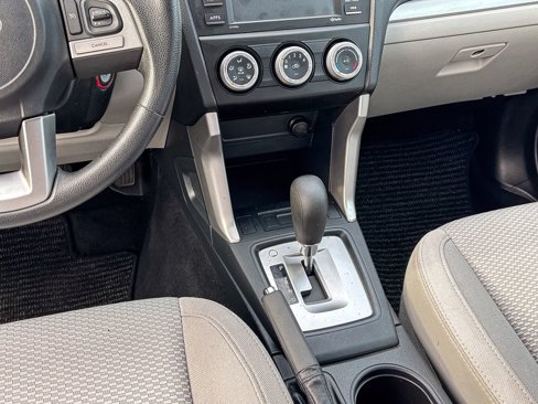 Used 2018 Subaru Forester 2.5i w/ Alloy Wheel Package image 16