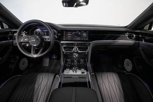 Used 2021 Bentley Flying Spur V8 image 24