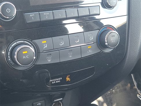 Used 2018 Nissan Rogue Sport S w/ S Appearance Package image 12
