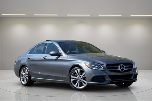 Used 2018 Mercedes-Benz C 300 Sedan image 2