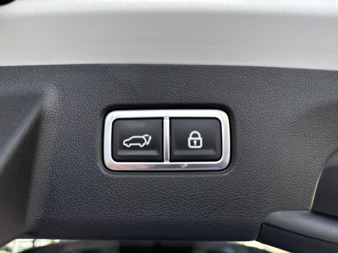 Used 2021 Kia Sorento SX image 17