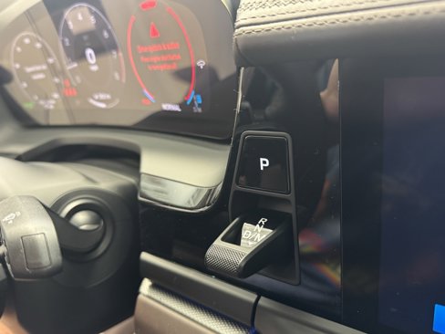 New 2025 Porsche Panamera 4 image 25