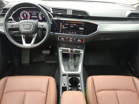 Used 2021 Audi Q3 2.0T Premium Plus w/ Premium Plus Package image 15