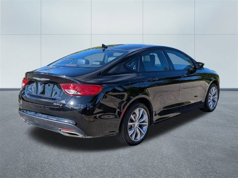 Used 2016 Chrysler 200 S w/ Navigation & Sound Group I image 8