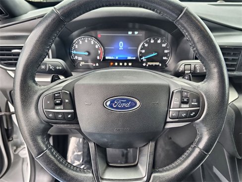Used 2020 Ford Explorer XLT w/ Equipment Group 202A image 23